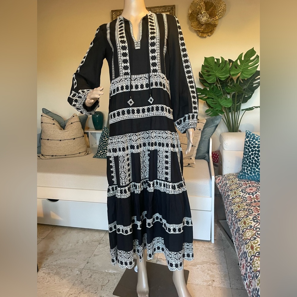 Zara Monochrome Long Sleeve Dress